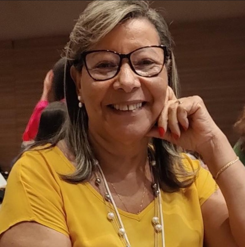 Neide Lúcia Batista Giuriati